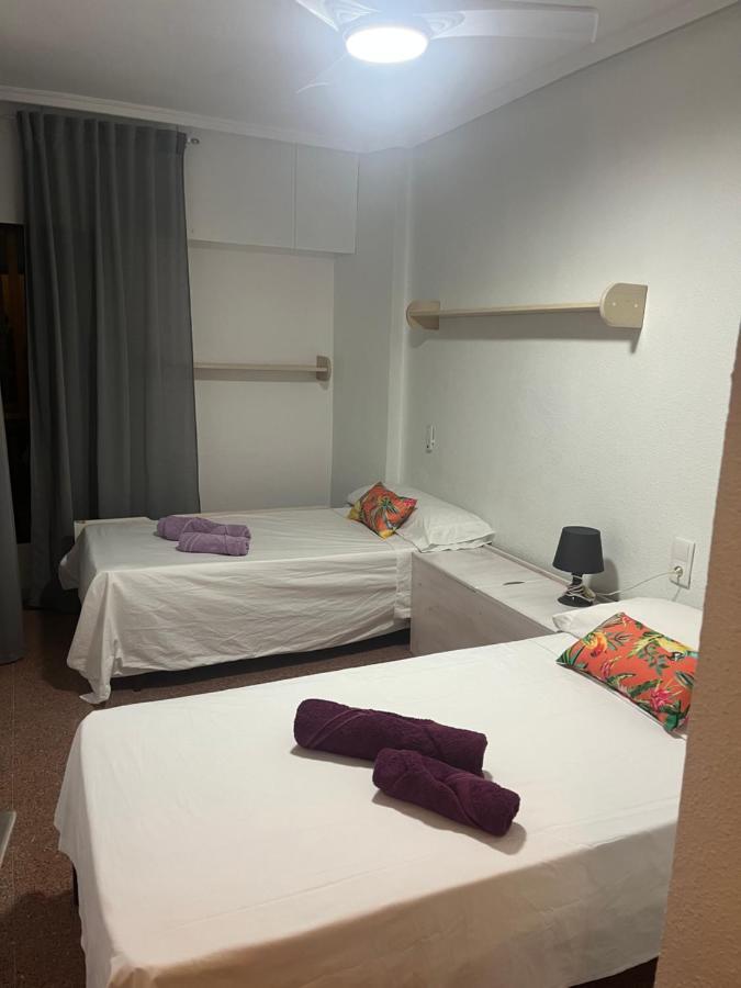 Apartamentos Costazul 또레비에하 외부 사진